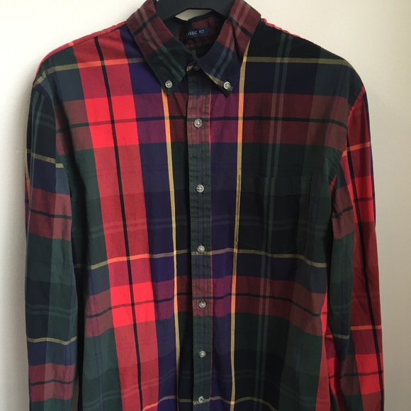 St. John's Bay Plaid Button Down Shirt - Picture 1 of 3